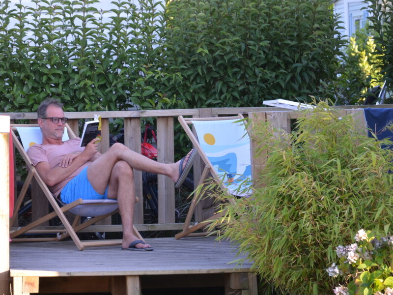 soirée calme camping terrasse mobil home détente nature